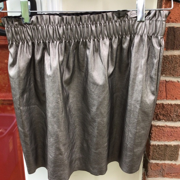 NWT Forever 21 Gunmetal skirt METALLIC Elastic waist pull on Size Large - Picture 1 of 6
